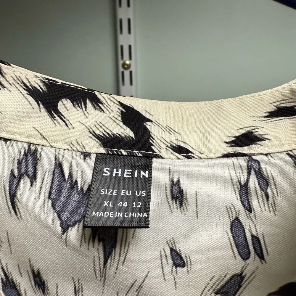 Three SHEIN Tops - Picture 10 of 10